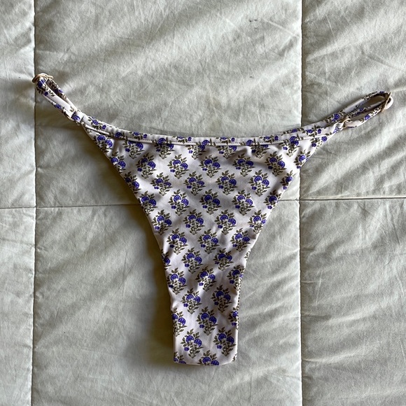 SOLD - Picture 1 of 6